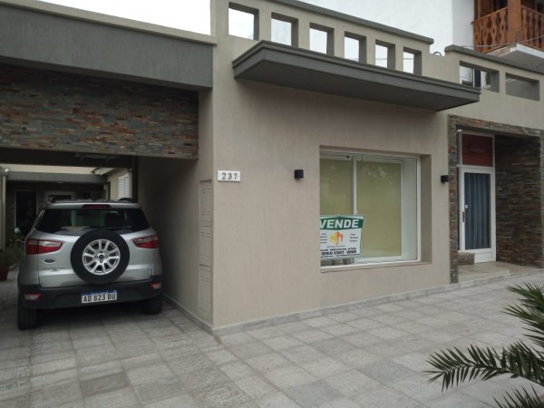 Casa + Local comercial