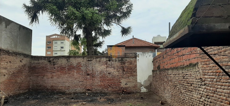 H&M BIENES RAICES VENDE TERRENO CENTRICO IDEAL PROYECTO PH